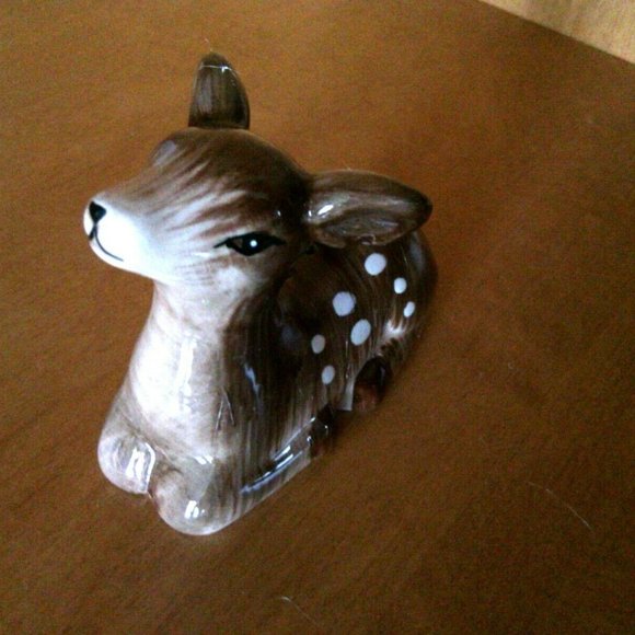Salt & Pepper Shaker Set Cracker Barrel Ceramic Deer Susan Winget Christmas Gift - Picture 11 of 16